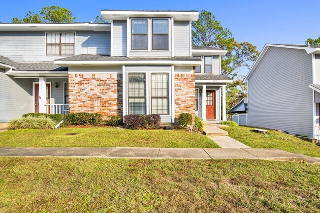 Foto del edificio - 5900 Grelot Rd