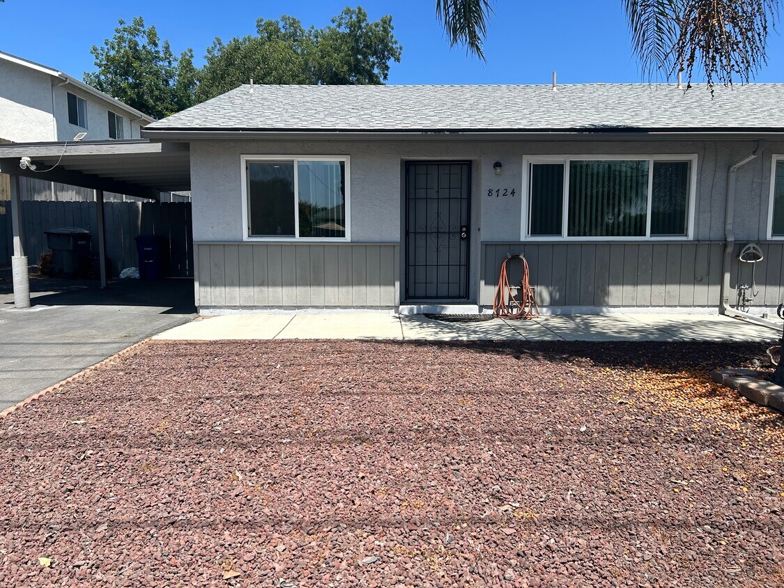 Foto principal - 8724 Lamar St