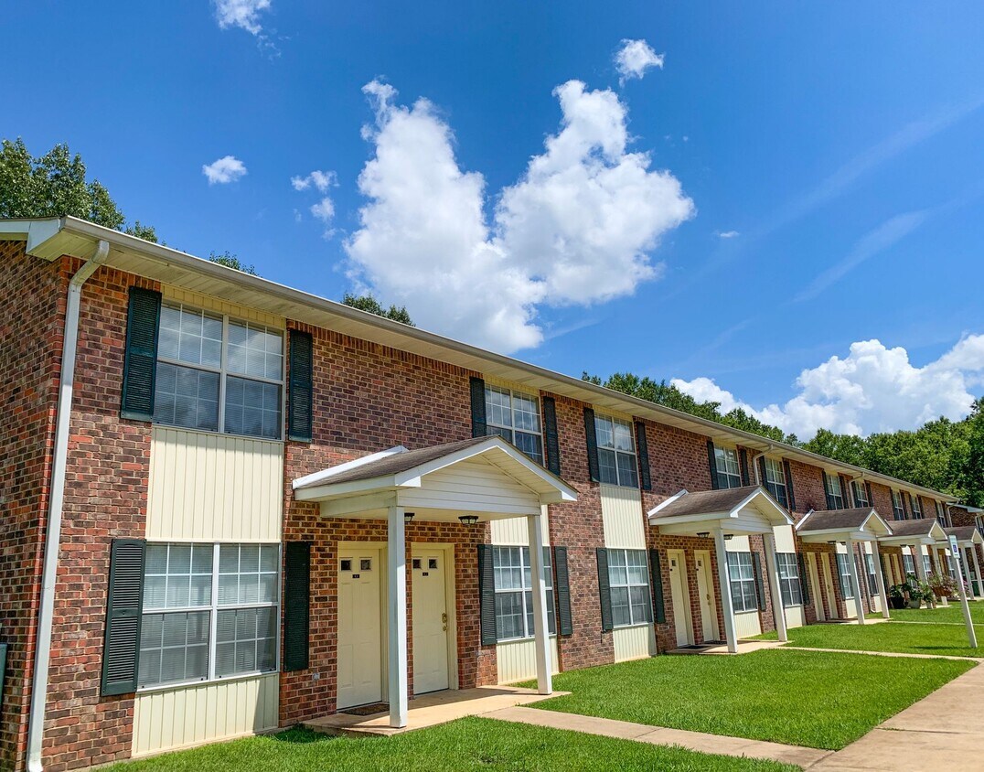 Foto principal - Executive Two Story Townhome for Rent in N...