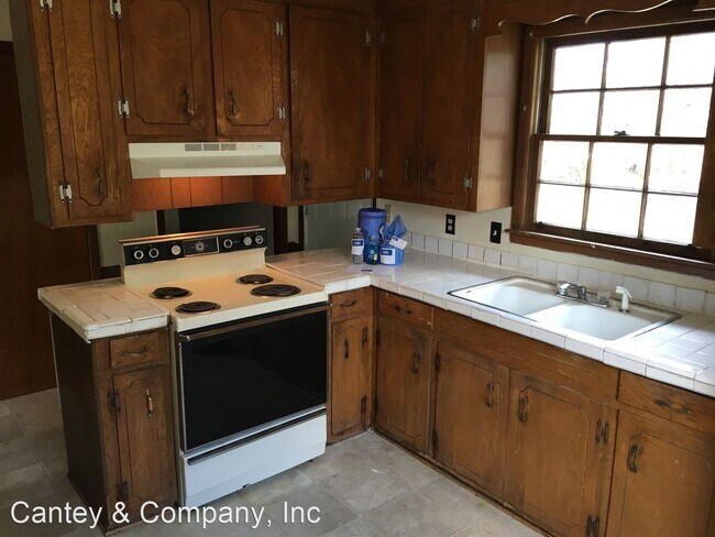 Building Photo - 3 br, 1 bath House - 3801 Woodbury Drive
