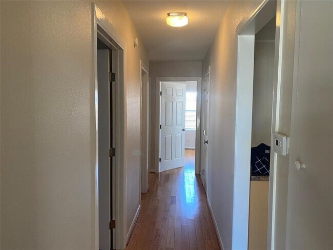 Foto del edificio - 121 Tuna St