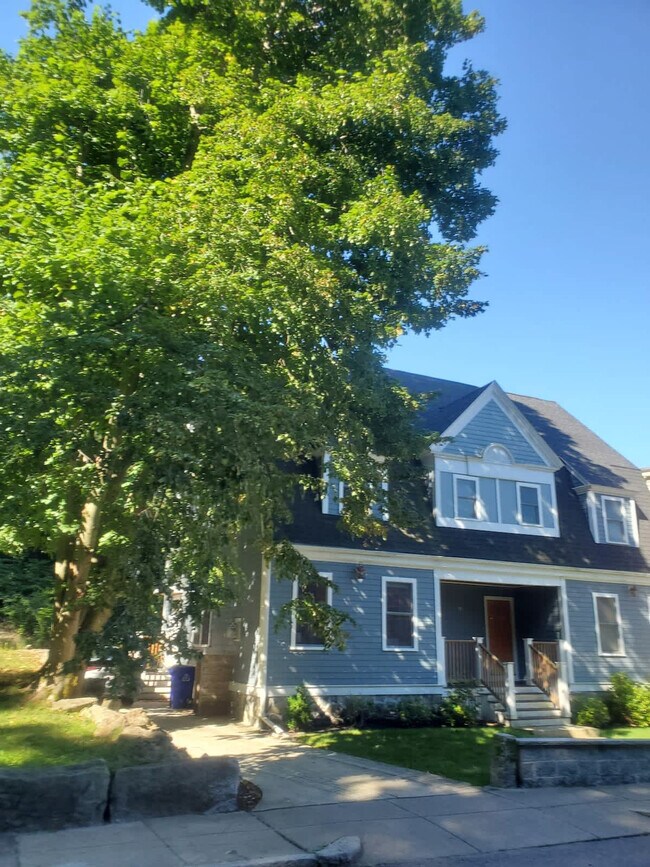 Building Photo - 91 Glen Rd