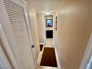 Building Photo - 150 Turtle Lake Ct