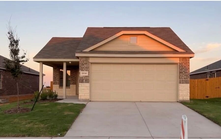 front view - 15136 Tejano St