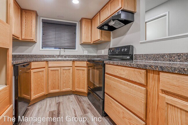 Building Photo - 2 br, 2.5 bath House - 13817 NW 10th Court...