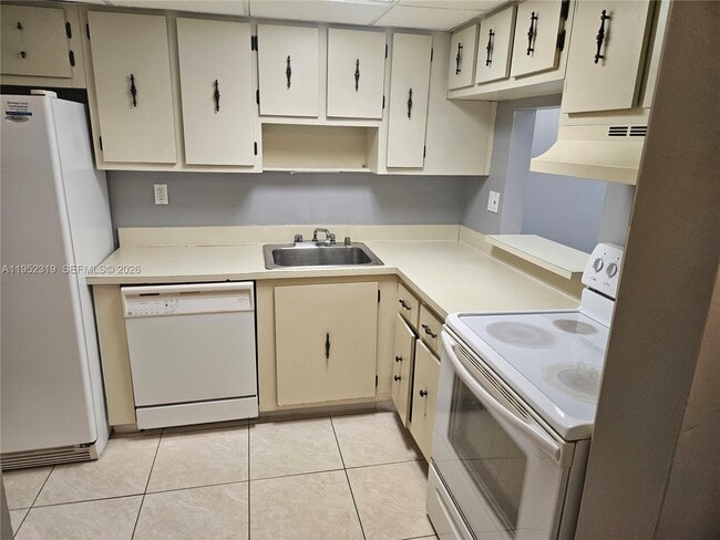 Foto del edificio - 4384 NW 9th Ave