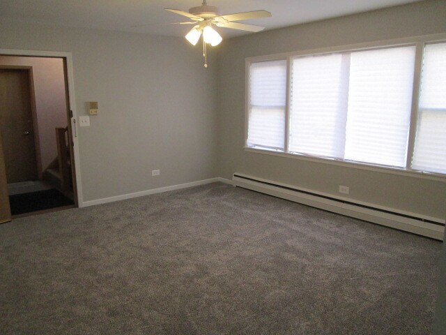 Foto del edificio - 5742 W Lawrence Ave