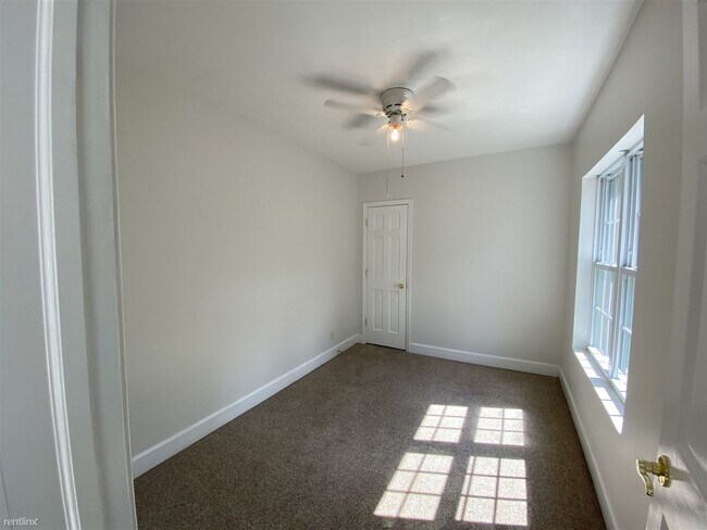 Building Photo - 2 br, 1 bath House - 1550 Baker Street