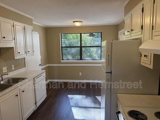 Foto del edificio - 3326 Quaker Springs Rd