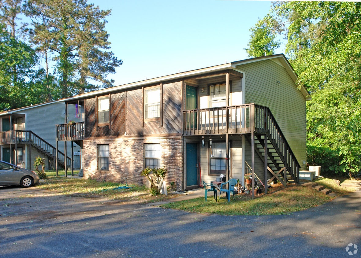 Primary Photo - 319 Dixie Dr