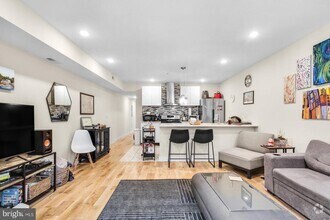 Building Photo - 848 N 15th St