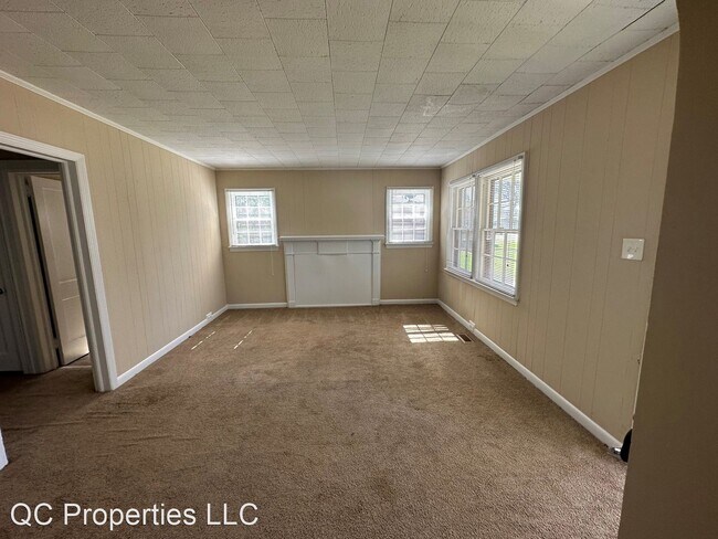 Building Photo - 2 br, 1 bath House - 2535 Crispin Ave