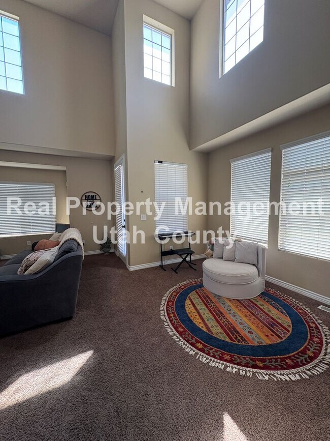 Foto del edificio - Short Term Lease! Townhome in Lehi
