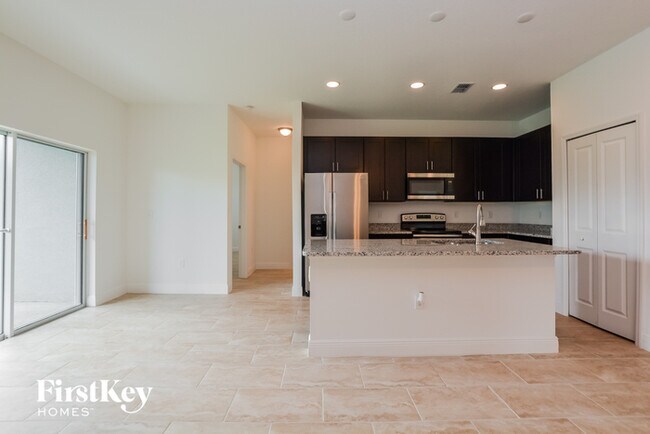 Building Photo - 492 Britten Dr