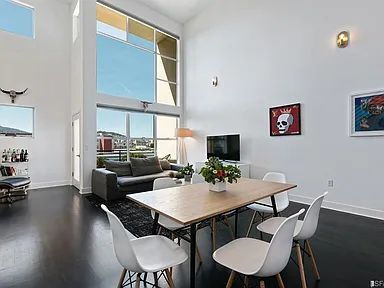 Building Photo - 298 Portola Dr