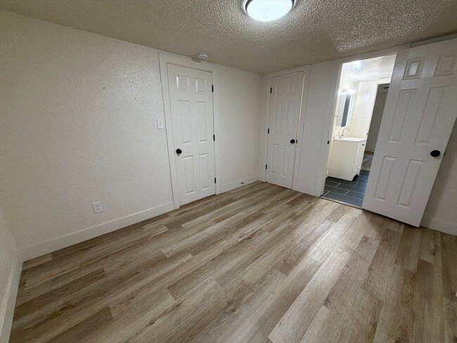 Building Photo - 118 S Monroe Ave