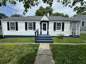 Building Photo - 1741 Pexton Ave