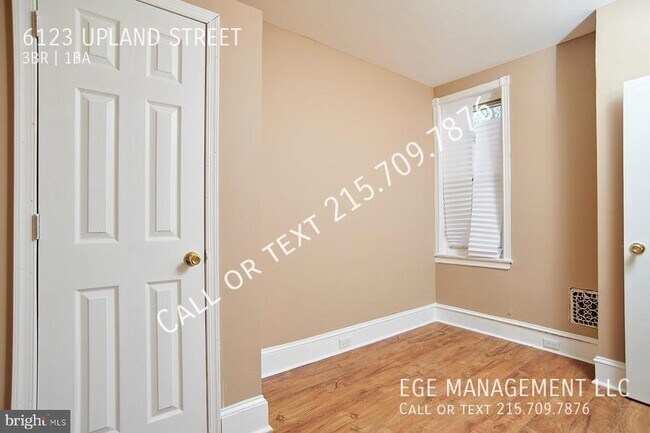 Foto del edificio - 6123 Upland St