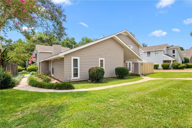 Foto del edificio - 6505 Cedar Bend Ct