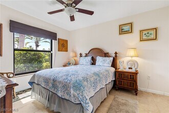 Building Photo - 5483 Peppertree Dr