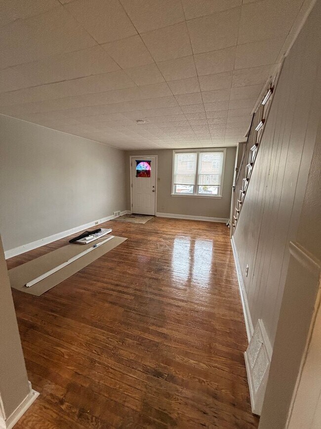 Foto del edificio - Beautiful 3 Bedroom House for Rent!!