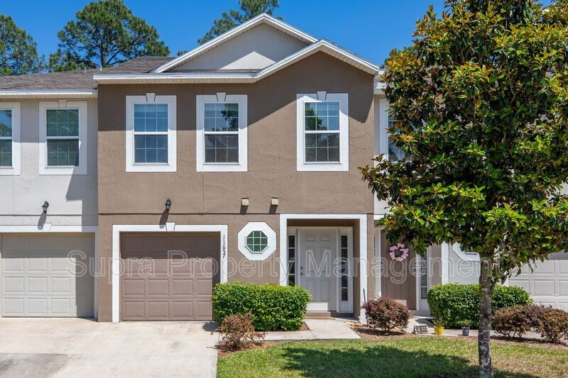 Primary Photo - 11657 Hickory Oak Dr