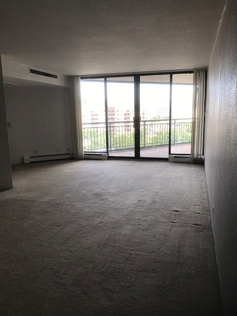 Main living area - 550 E 12th Ave