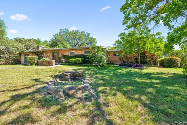 Photo - CONTEMPORARY HOME IN TERRELL HILLS