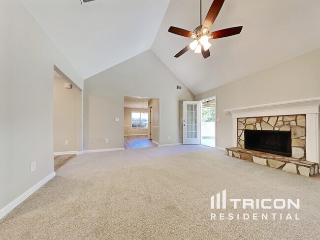 Building Photo - 523 Ashton Manor Dr