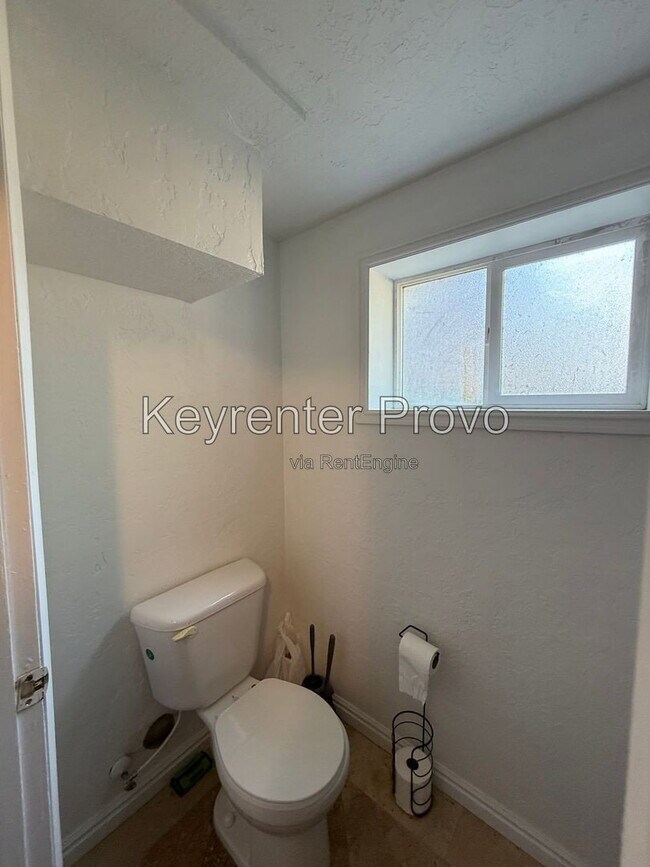 Foto del edificio - 149 N 1100 W St