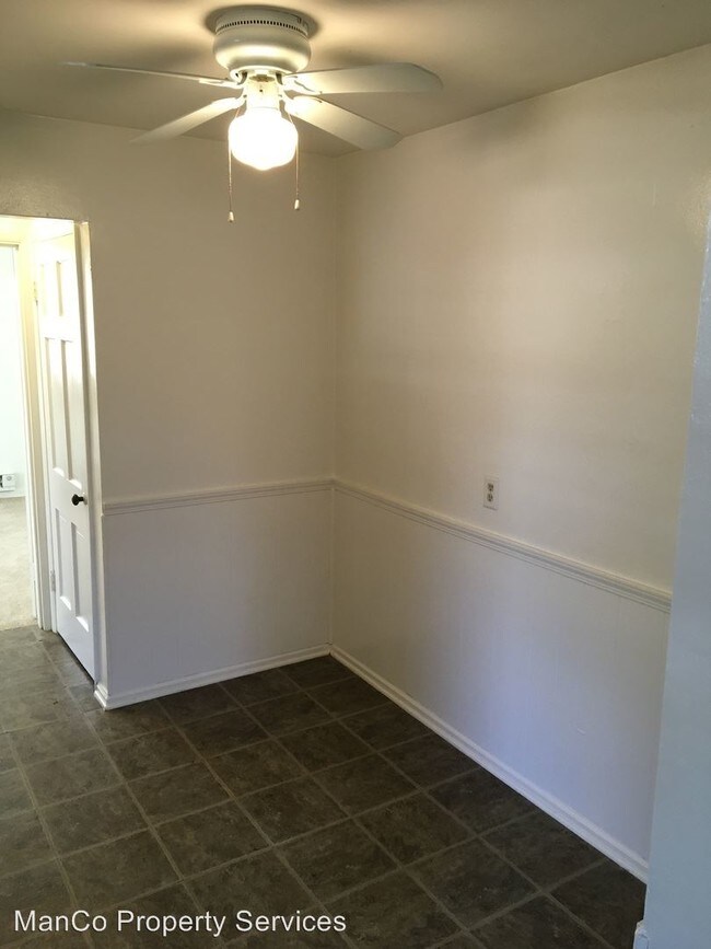 Foto del edificio - 1532 Glenbeck Ave