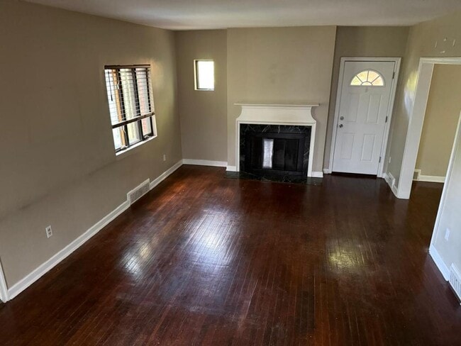 Building Photo - Orchard Drive  390