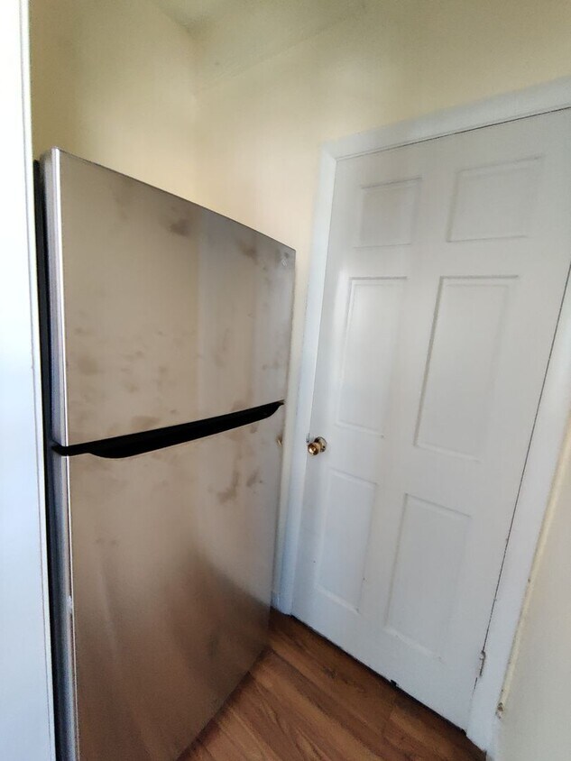 Foto principal - Desirable Brookline Location, Heat, Hot Wa...