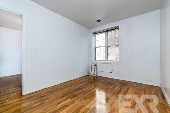 Building Photo - 1710 Newkirk Ave