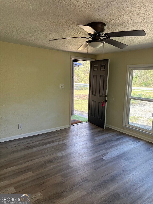 Foto del edificio - 307 Finley St