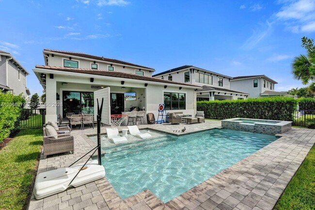 Building Photo - 12474 Solana Bay Cir