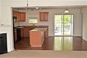 Building Photo - 211 Grace Manor Dr
