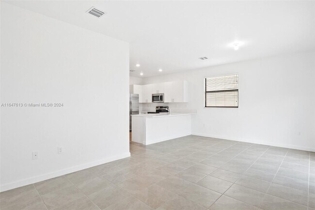 Foto del edificio - 11934 SW 247th Ter