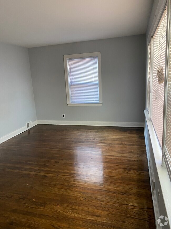 Algonquin Apartments for Rent with a Yard Louisville, KY 1 Rentals