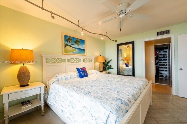 Foto del edificio - 100 Ocean Trail Way