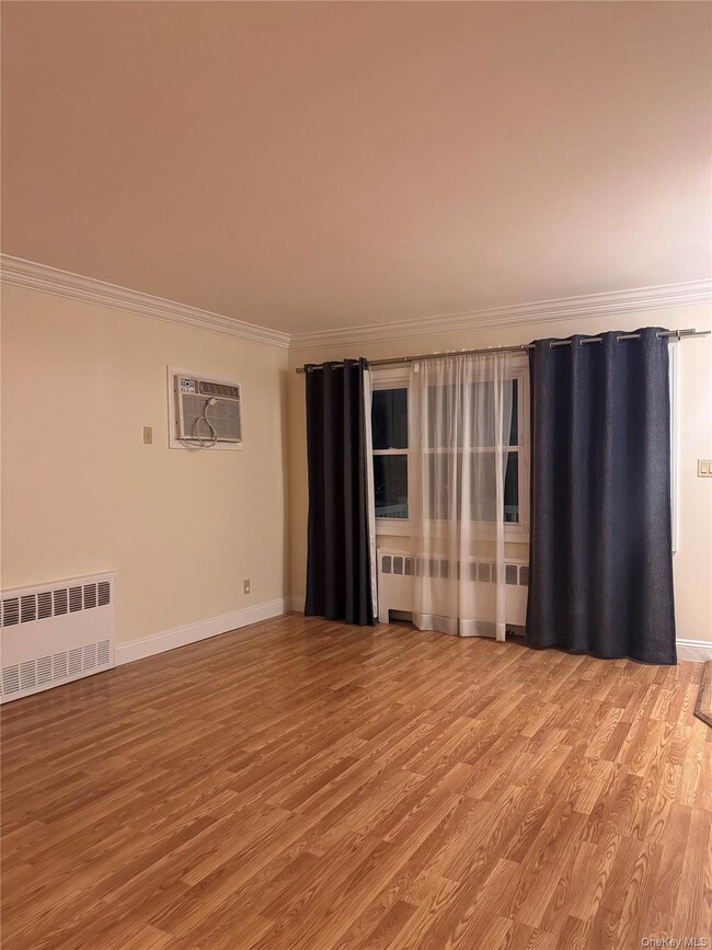 Building Photo - 62 Warwick Rd