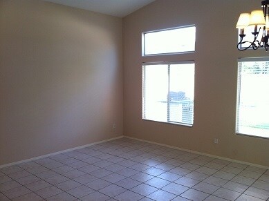 Foto del edificio - 4 bed 2 bath hm located in The Seasons SW ...