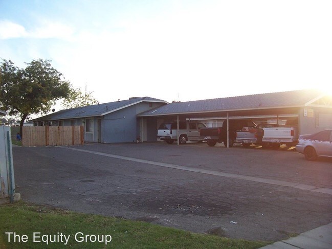 Building Photo - 1629 E Douglas Ave