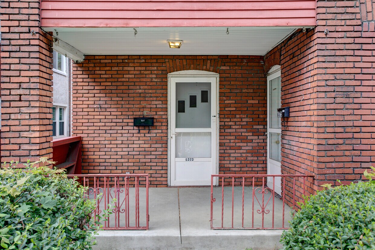 6373 Alderson St Unit 1, Pittsburgh, PA 15217 Apartments in