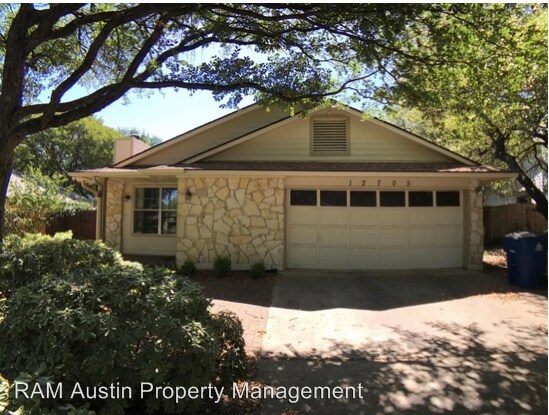 Primary Photo - 3 br, 2 bath House - 12705 Acadian Trail
