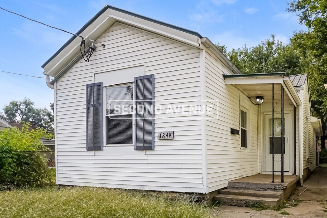 Primary Photo - 1248 Euclid Ave