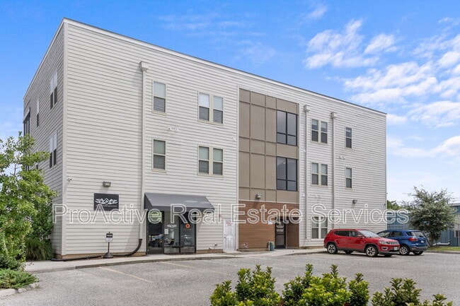 Foto del edificio - 4013 Colley Ave