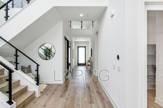 Foto del edificio - 20601 Overlook Ct