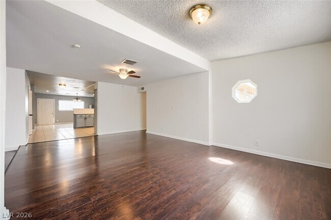 Building Photo - 6512 Evergreen Ave