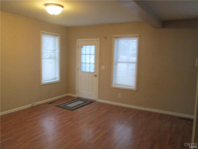 Foto del edificio - 418 Cross St